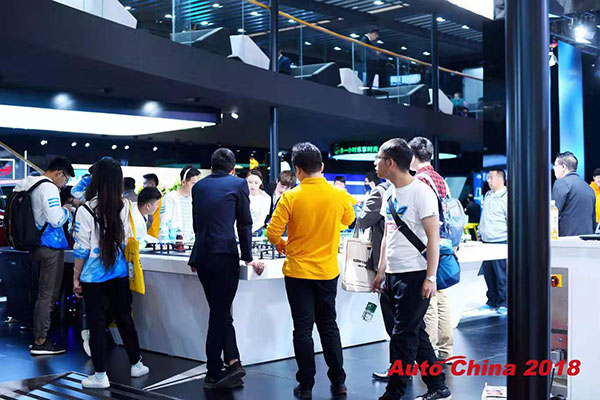 北京车展现场照片参展商3