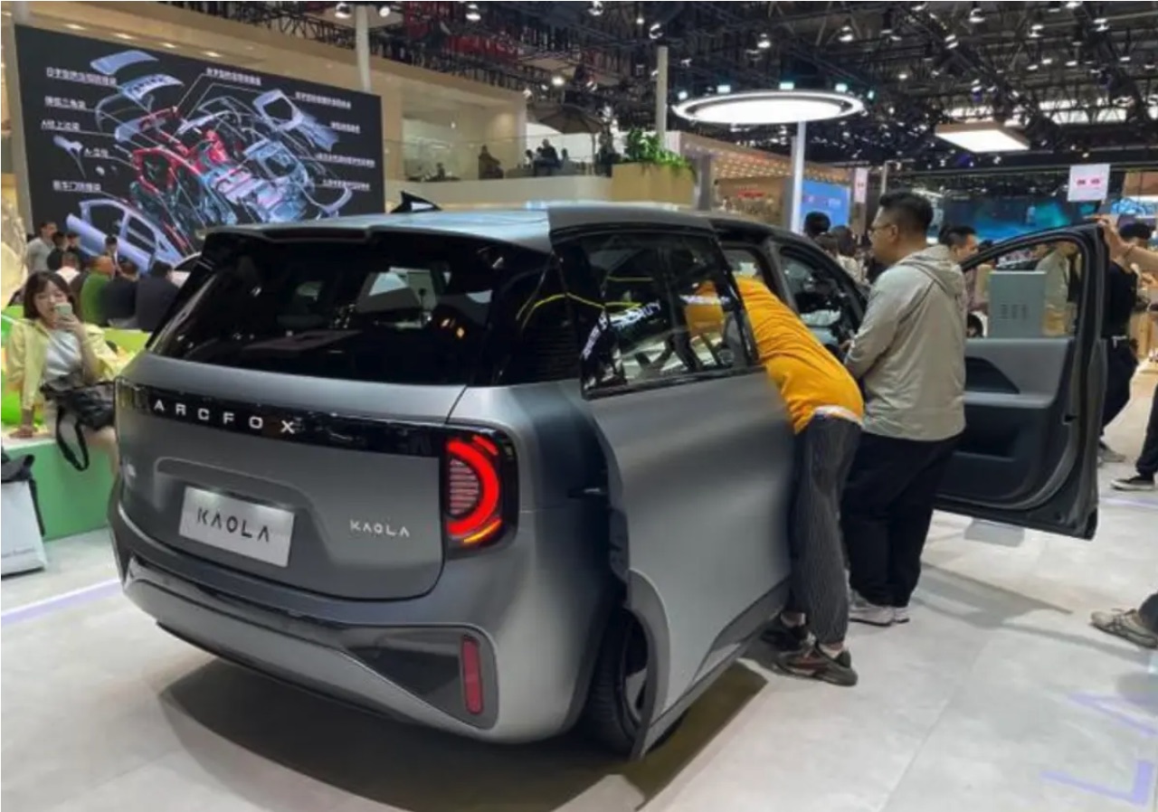 北京车展展商照片